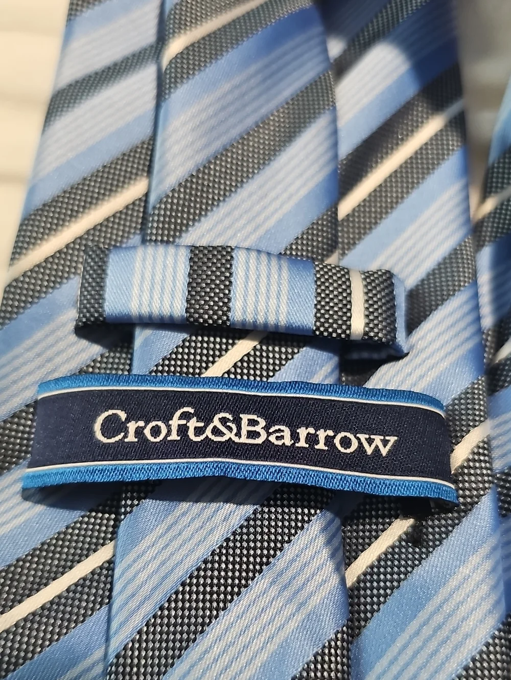 Croft & Barrow Men's Blue Striped Tie